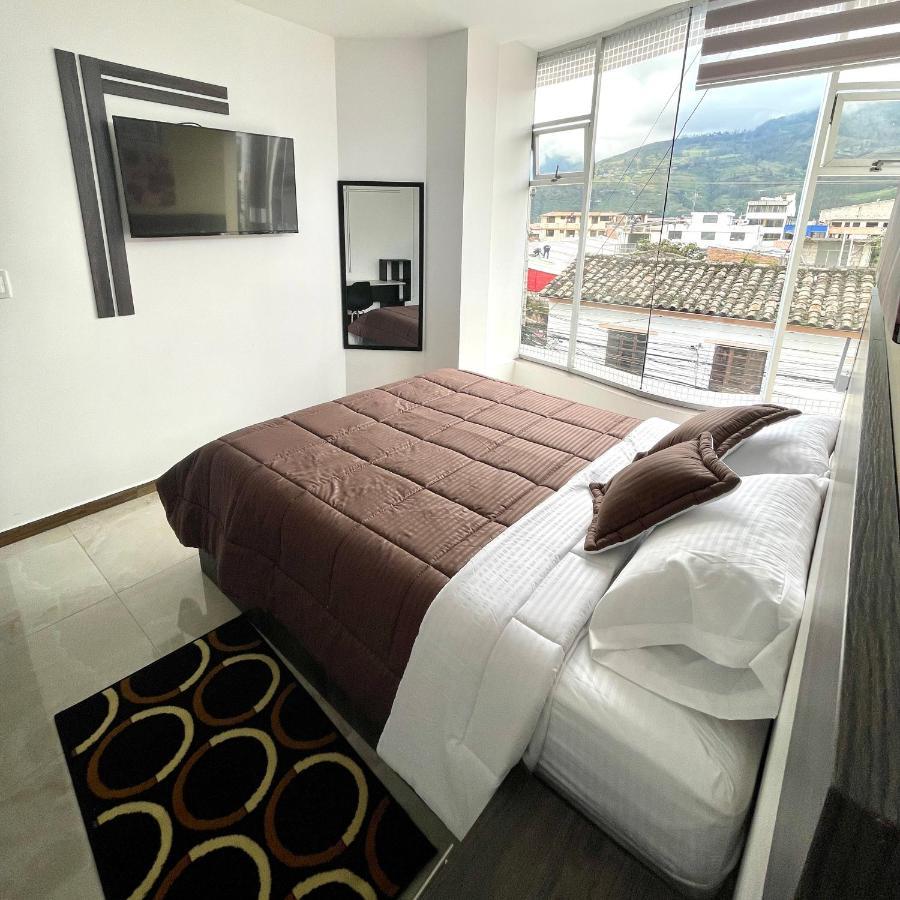 Sara Hotel 이바라 외부 사진