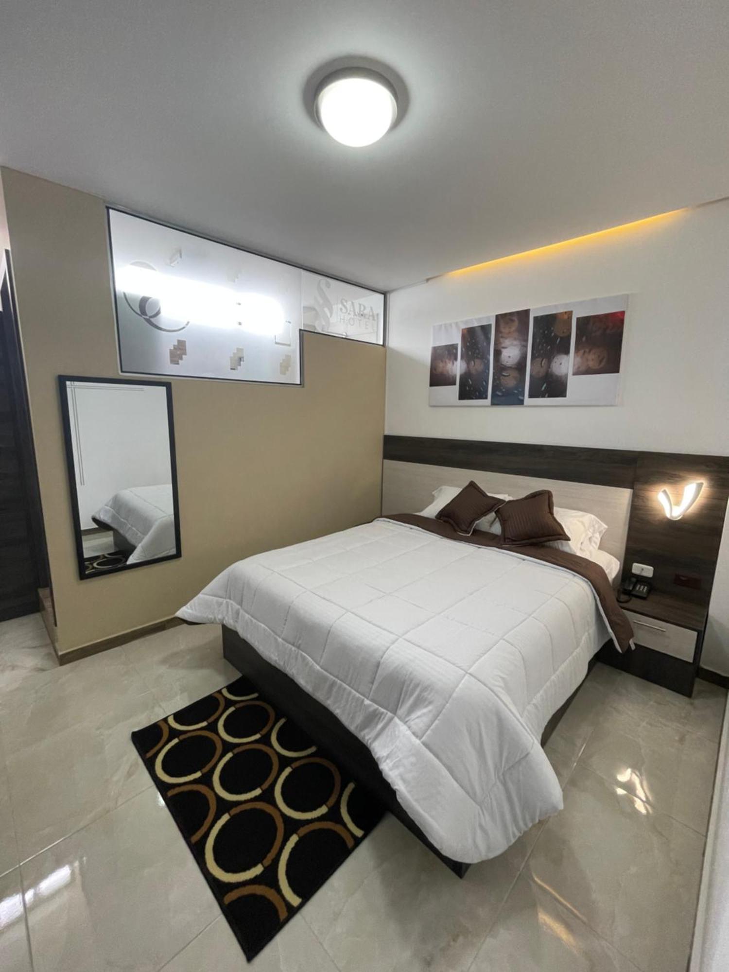 Sara Hotel 이바라 외부 사진